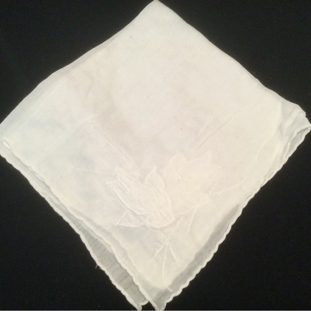 Vtg Antique White Cotton Linen Handkerchiefs Battenberg Lace French Knot Roses